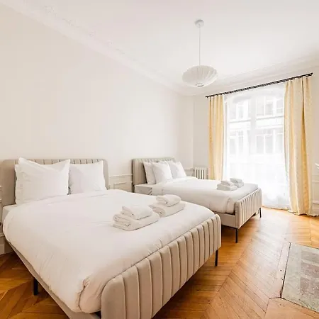Amazing # 5bedrooms #paris 16 #trocadero